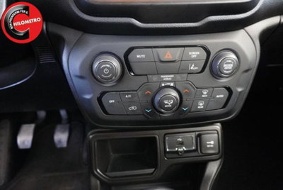 Jeep Renegade 1.6 Mjt 130 CV Limited (11)