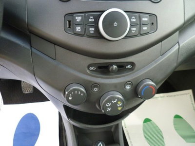 Chevrolet Spark 1.0 LS Plus (10)