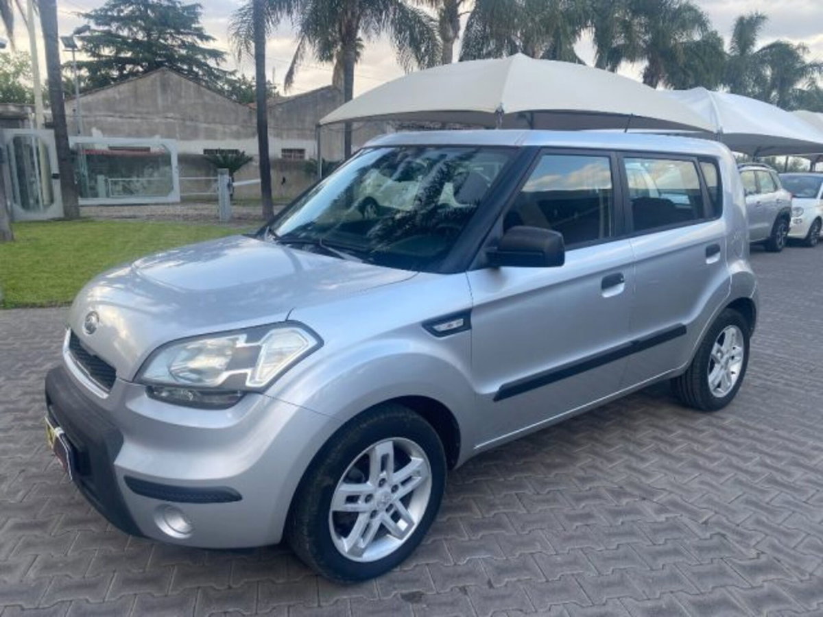 Kia Soul 1.6 CRDi VGT Active (14)