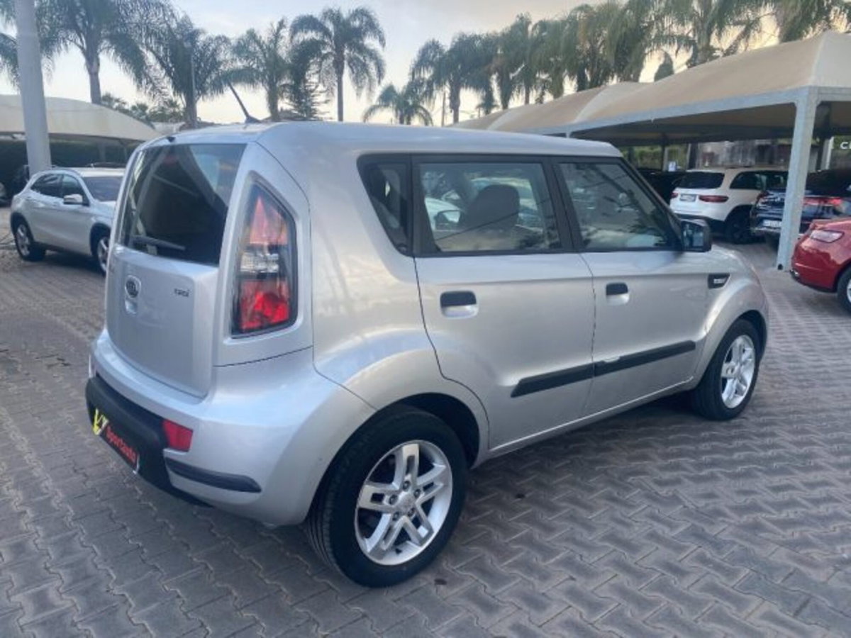 Kia Soul 1.6 CRDi VGT Active (15)