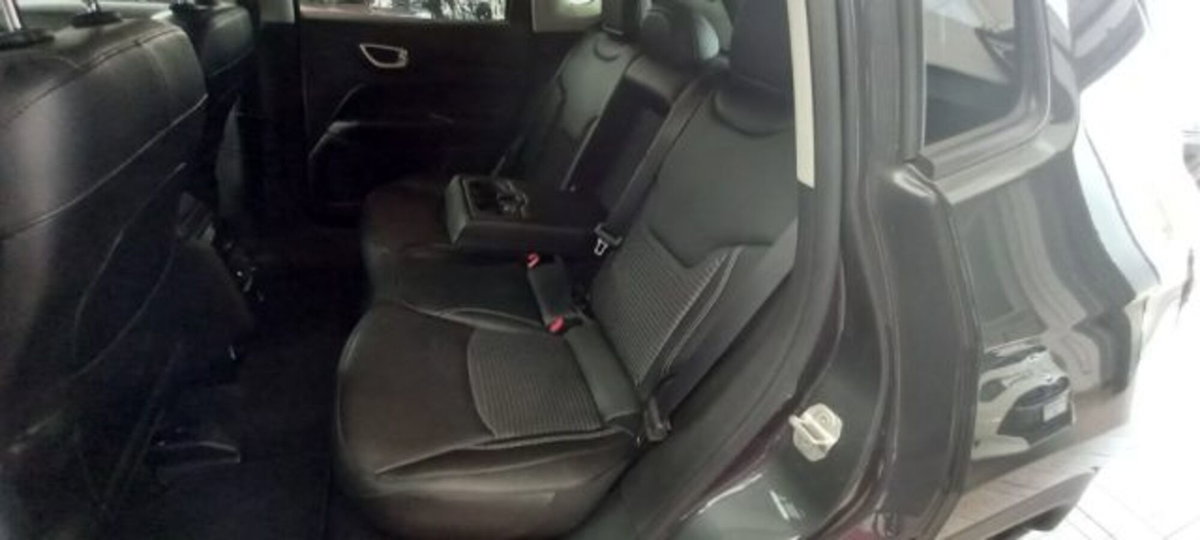 Jeep Compass 1.6 Multijet II 2WD Limited (10)