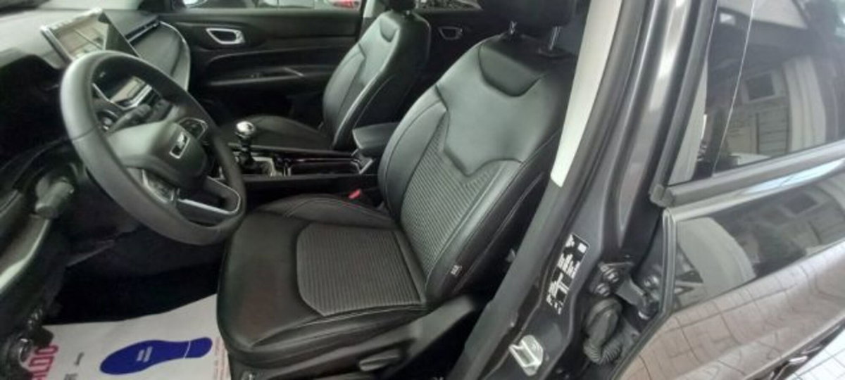 Jeep Compass 1.6 Multijet II 2WD Limited (8)