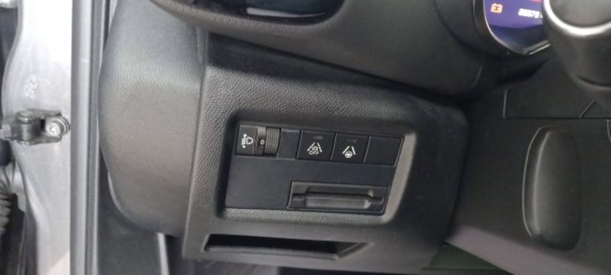 Citroen C5 Aircross Aircross BlueHDi 130 S&S EAT8 Feel Pack (14)