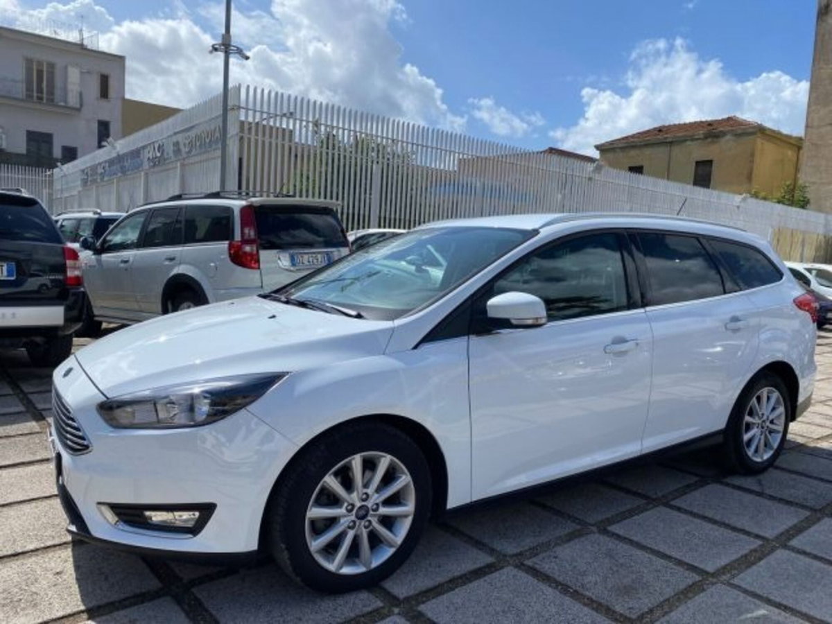 Ford Focus Station Wagon 1.5 TDCi 120 CV Start&Stop SW Titanium (2)
