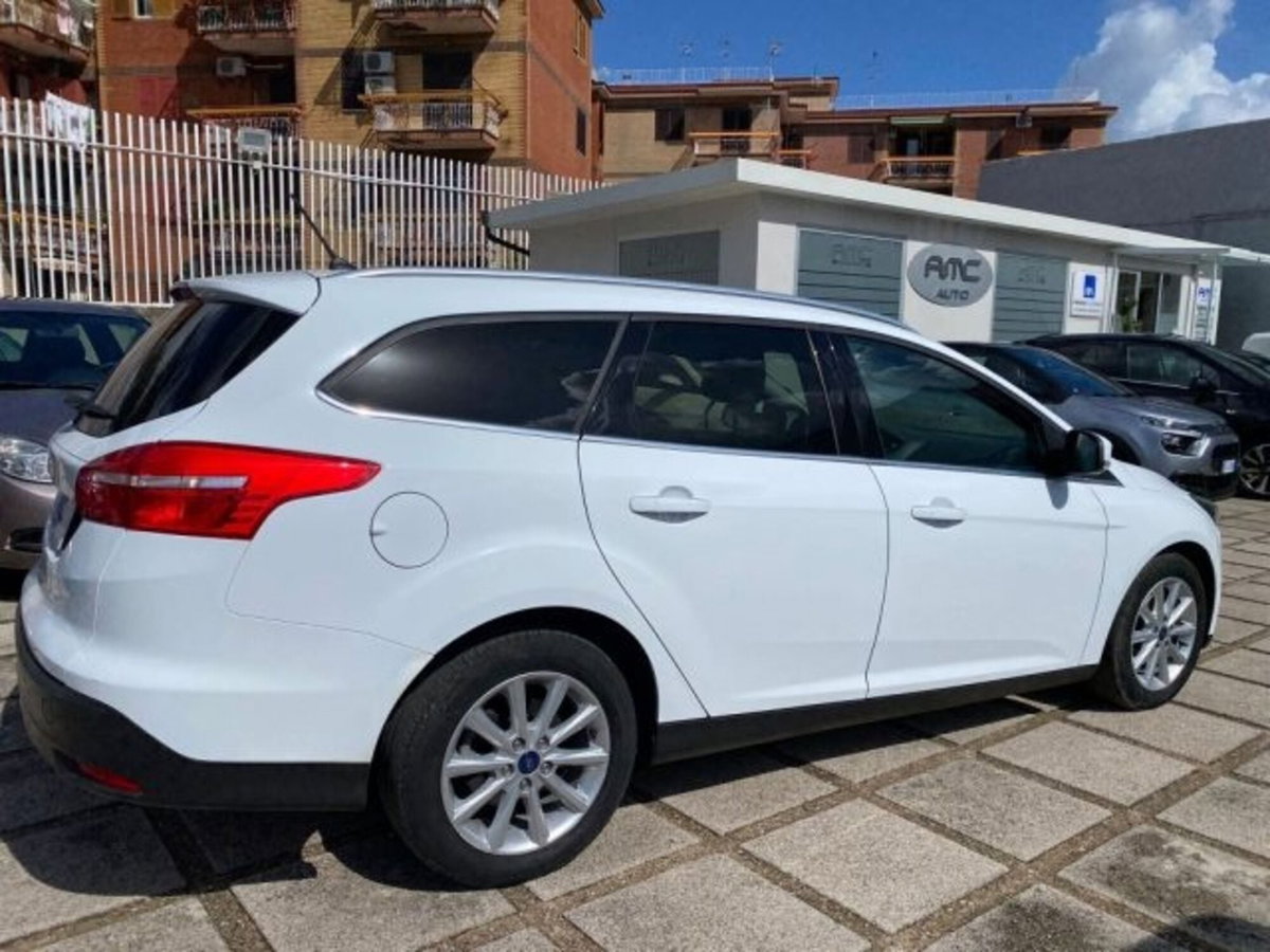 Ford Focus Station Wagon 1.5 TDCi 120 CV Start&Stop SW Titanium (3)