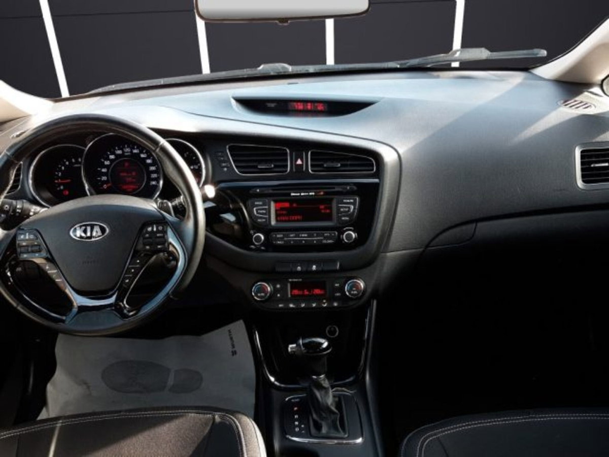 Kia cee'd Sport Wagon 1.6 CRDi 110 CV SW Cool (14)
