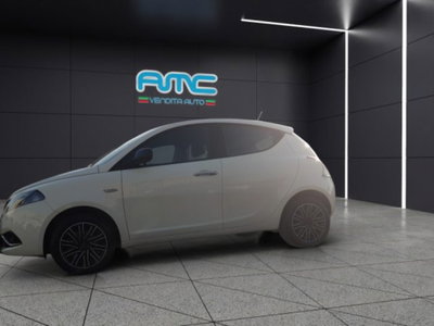 Lancia Ypsilon 1.0 FireFly 5 porte S&S Hybrid Alberta Ferretti (3)