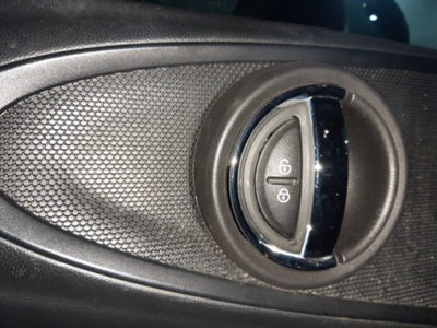MINI Mini Clubman 2.0 Cooper D Hype Clubman (16)