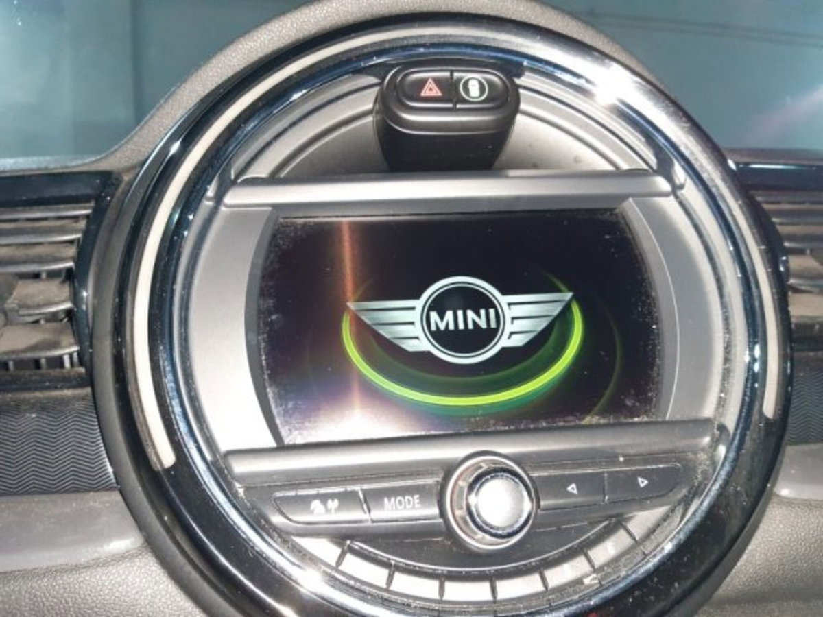 MINI Mini Clubman 2.0 Cooper D Hype Clubman (8)