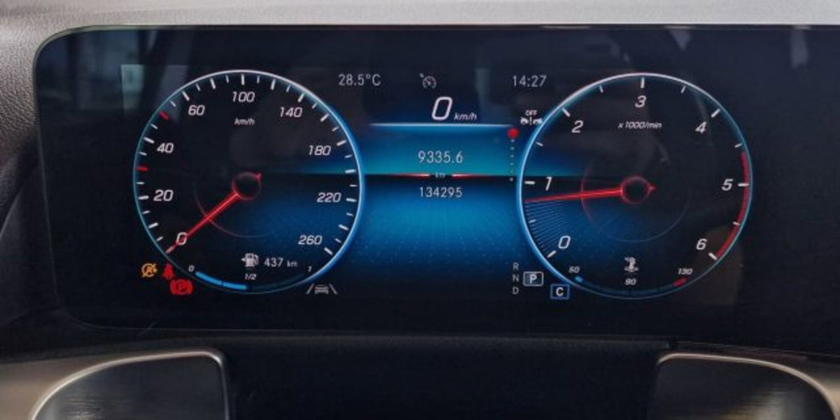 Mercedes-Benz GLB 200 d Automatic Sport Plus (16)
