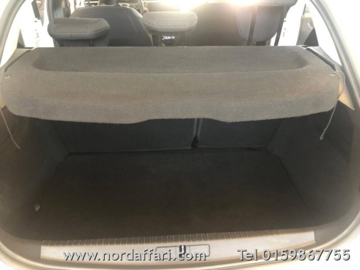 Opel Corsa 1.2 Edition (15)