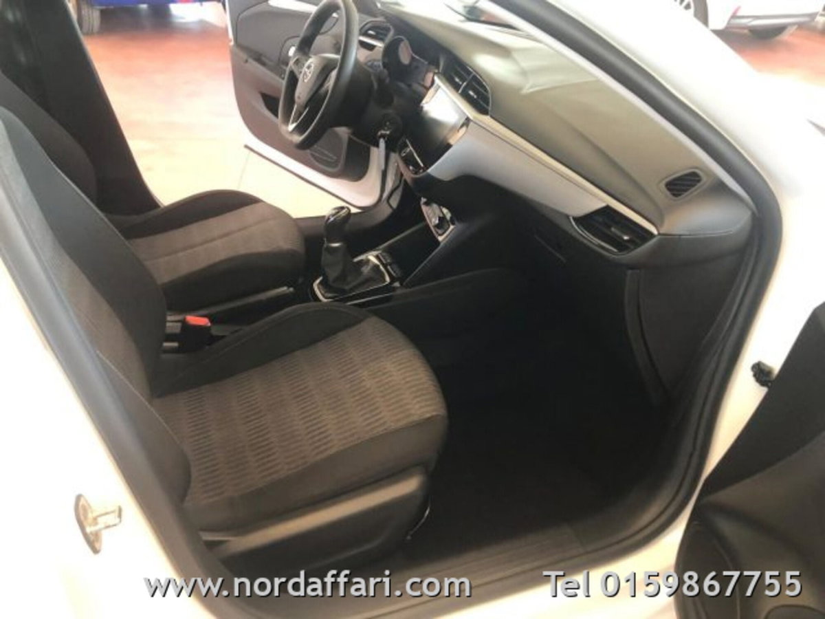 Opel Corsa 1.2 Edition (20)
