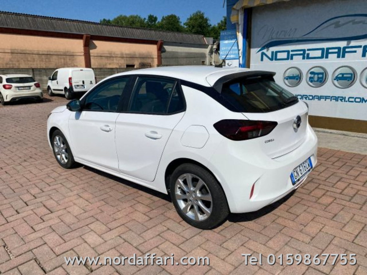 Opel Corsa 1.2 Edition (3)