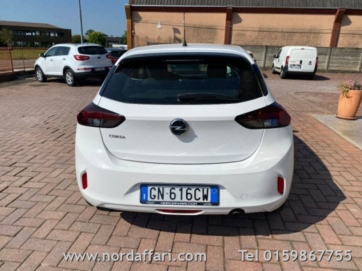 Opel Corsa 1.2 Edition (4)