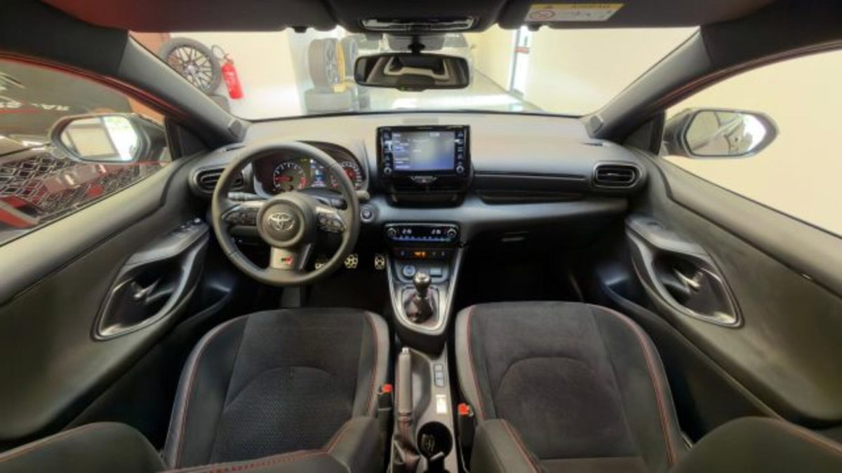 Toyota GR Yaris 1.6 Turbo 3 porte GR Yaris Circuit (10)