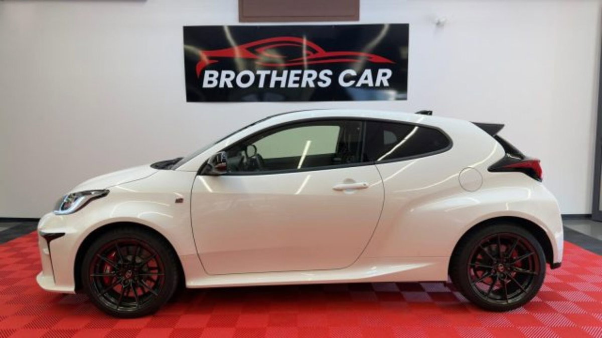 Toyota GR Yaris 1.6 Turbo 3 porte GR Yaris Circuit (4)