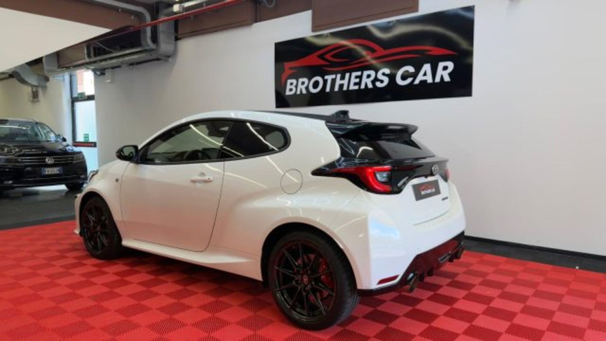 Toyota GR Yaris 1.6 Turbo 3 porte GR Yaris Circuit (5)