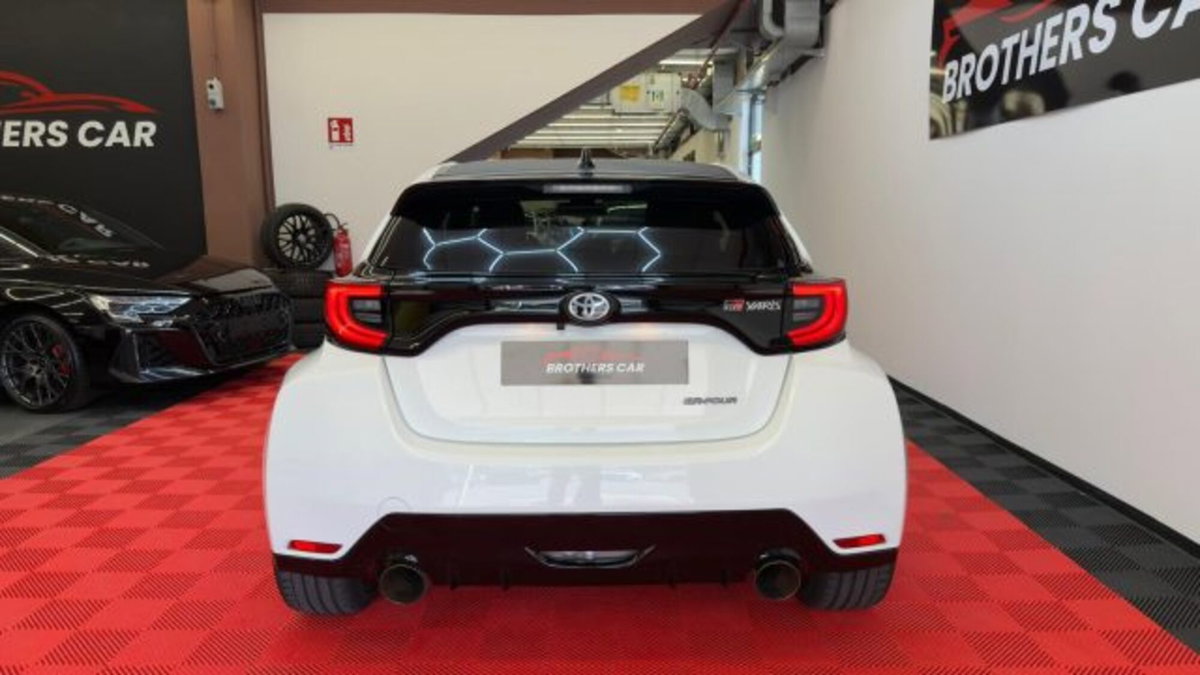 Toyota GR Yaris 1.6 Turbo 3 porte GR Yaris Circuit (6)