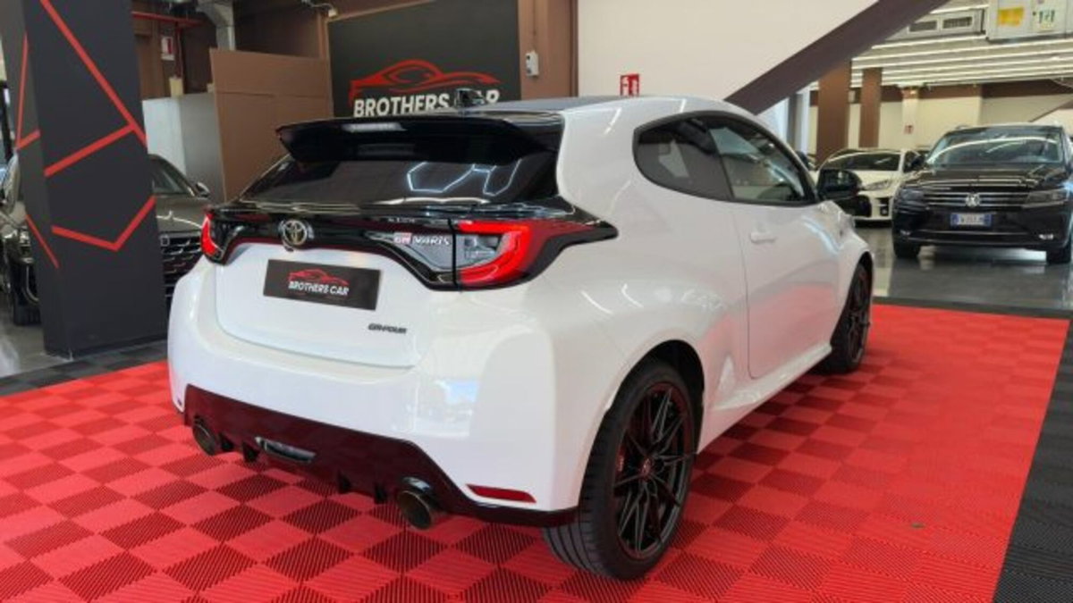 Toyota GR Yaris 1.6 Turbo 3 porte GR Yaris Circuit (7)