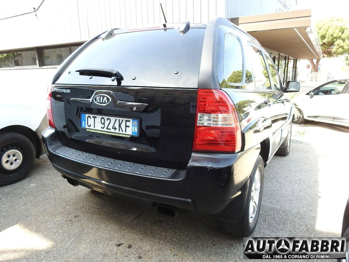 Kia Sportage 2.0 CRDI VGT 140CV Active Class (6)