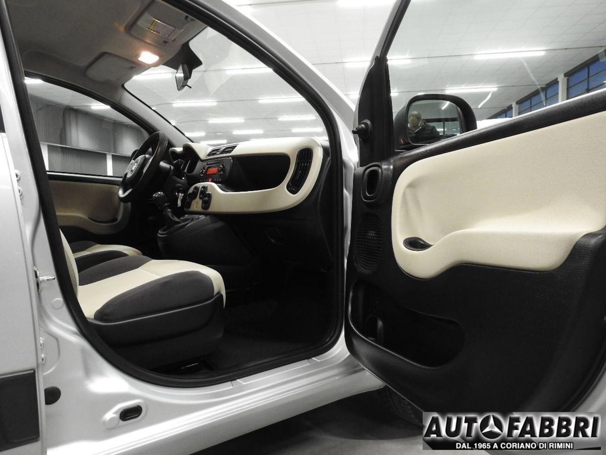 Fiat Panda 0.9 TwinAir Turbo Natural Power Lounge (9)