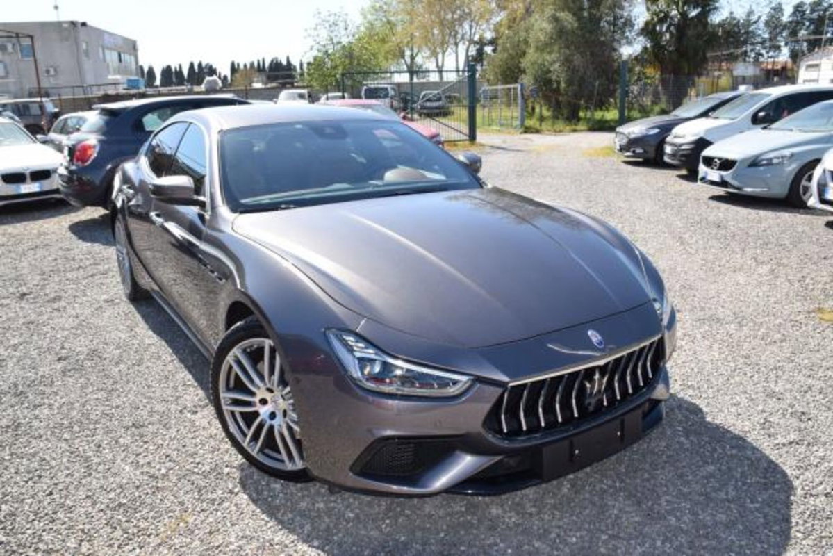 Maserati Ghibli Ghibli V6 Diesel Gransport (10)