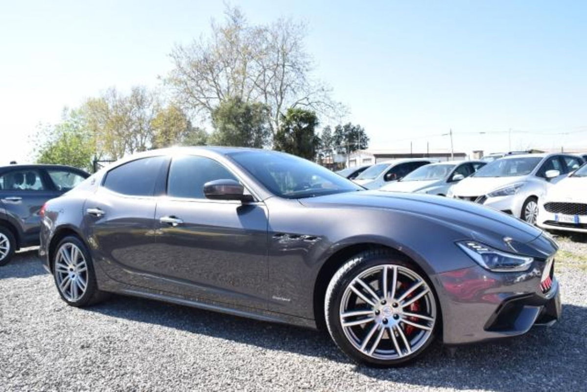 Maserati Ghibli Ghibli V6 Diesel Gransport (11)