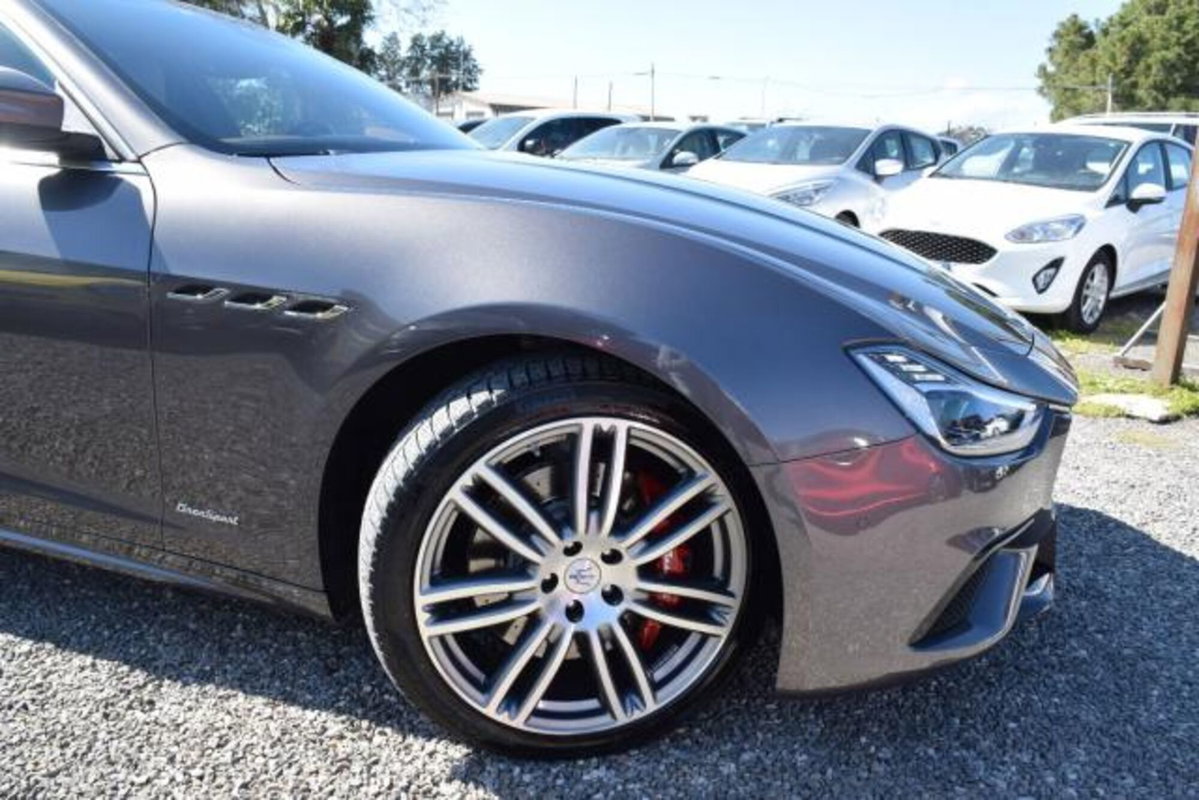 Maserati Ghibli Ghibli V6 Diesel Gransport (13)