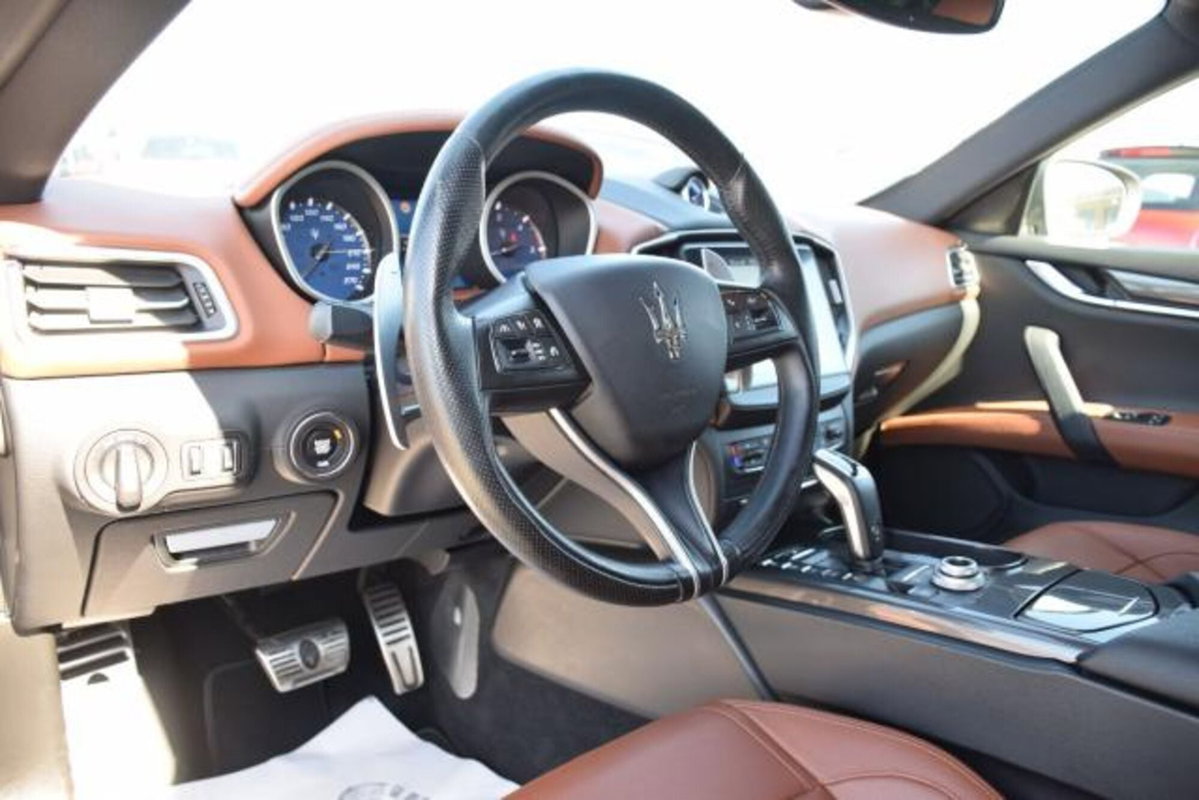 Maserati Ghibli Ghibli V6 Diesel Gransport (6)