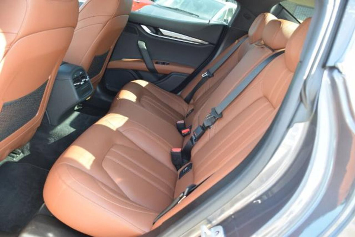 Maserati Ghibli Ghibli V6 Diesel Gransport (8)