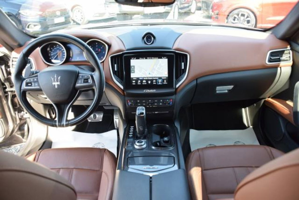 Maserati Ghibli Ghibli V6 Diesel Gransport (9)