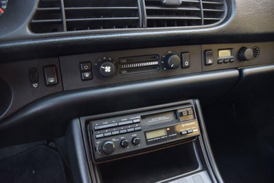 Porsche 944 Coupé 944 (18)