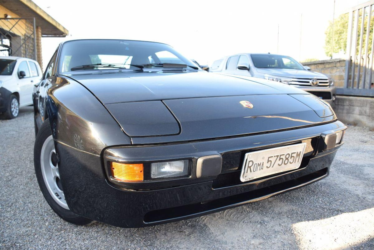 Porsche 944 Coupé 944 (2)