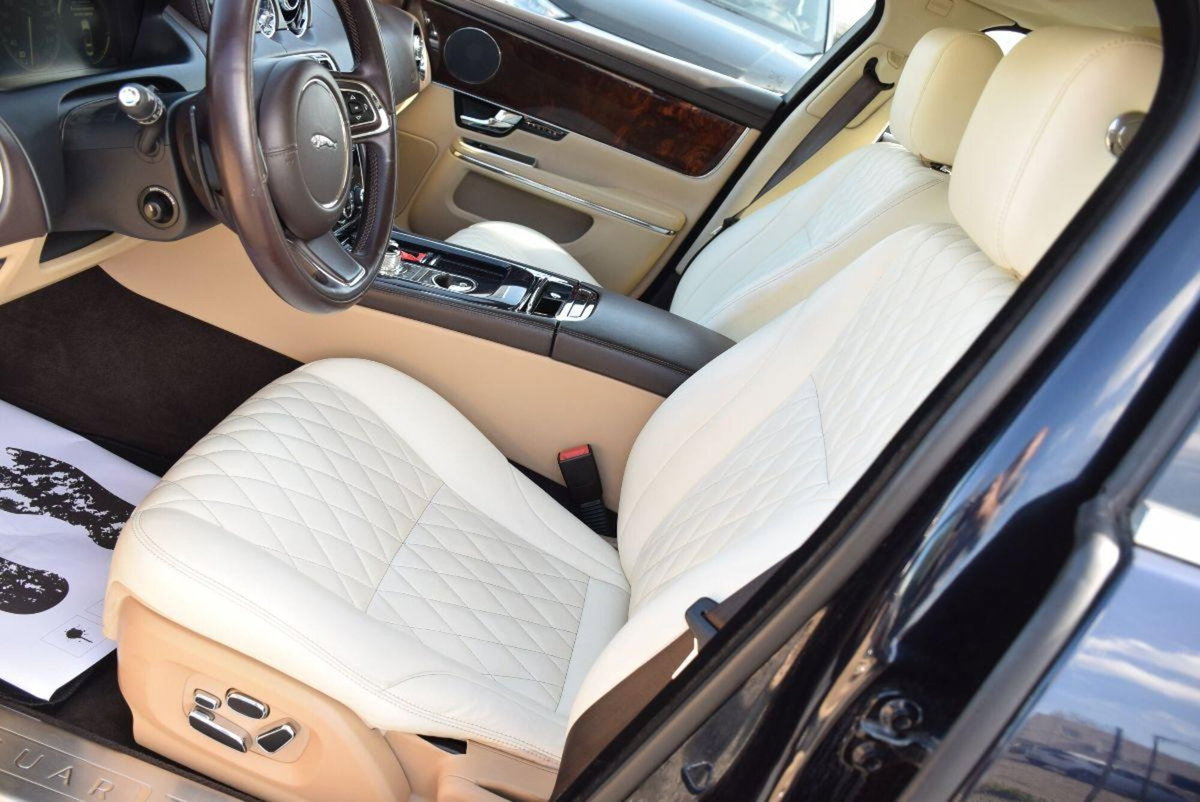 Jaguar XJ 3.0D V6 Portfolio (8)