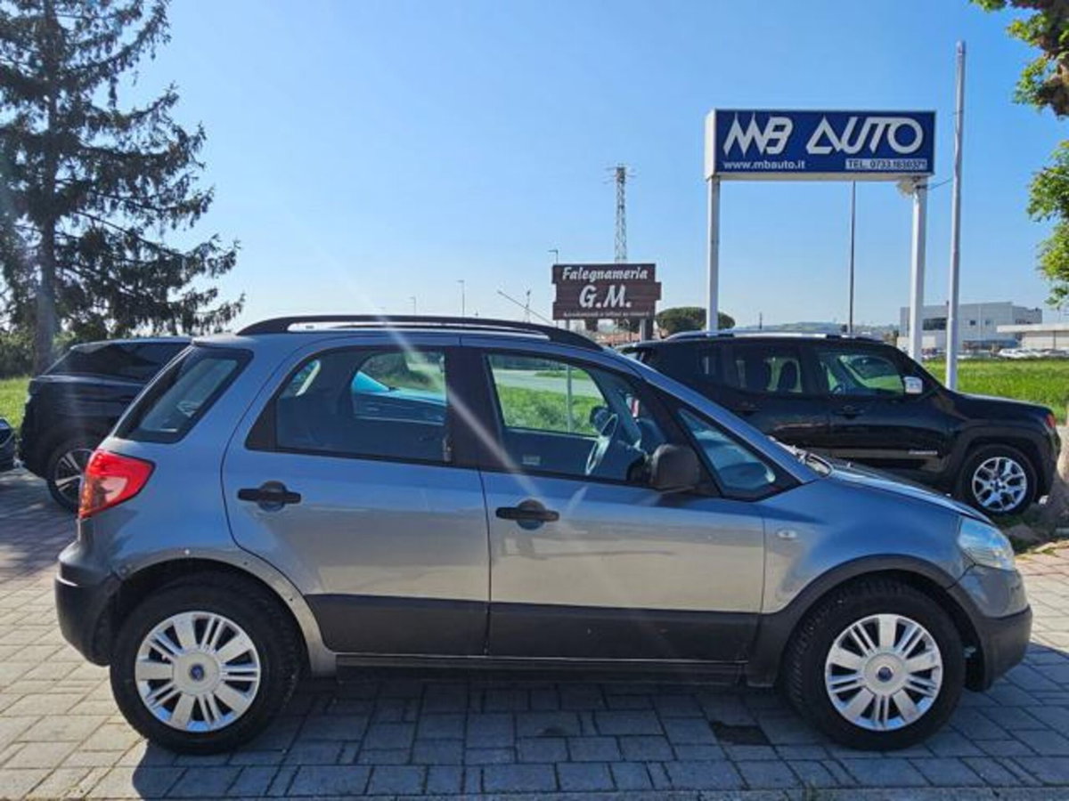 Fiat Sedici 1.9 MJT 4x4 Dynamic (6)