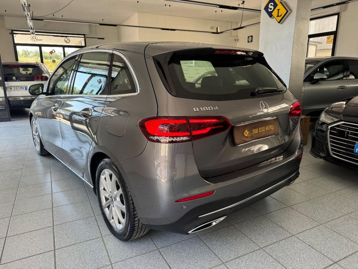 Mercedes-Benz Classe B 180 d Automatic Sport Plus (7)