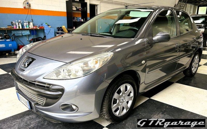 Peugeot 206 60CV 5p. Urban
