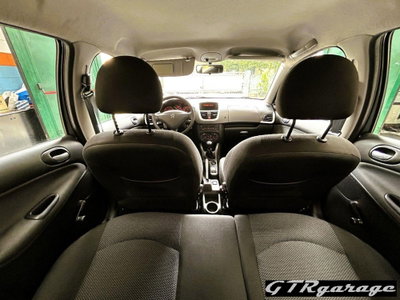 Peugeot 206 60CV 5p. Urban (15)