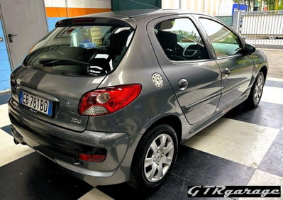 Peugeot 206 60CV 5p. Urban (6)