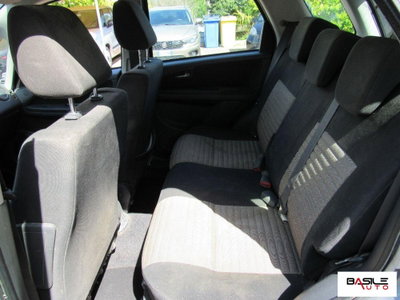 Fiat Sedici 1.9 MJT 4x2 Emotion (11)