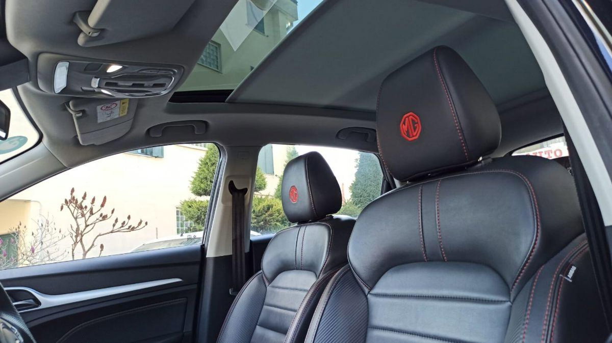 Mg ZS (2021-->) ZS 1.0T-GDI aut. Comfort (6)