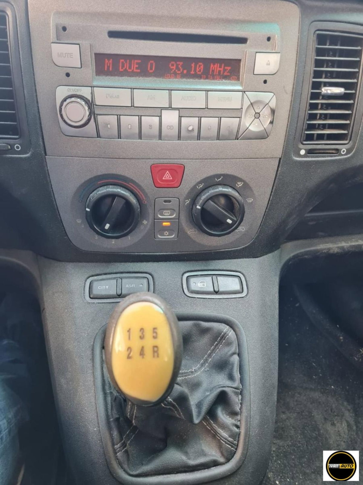 Lancia Musa 1.4 8V Ecochic (GPL) 5th Avenue (13)