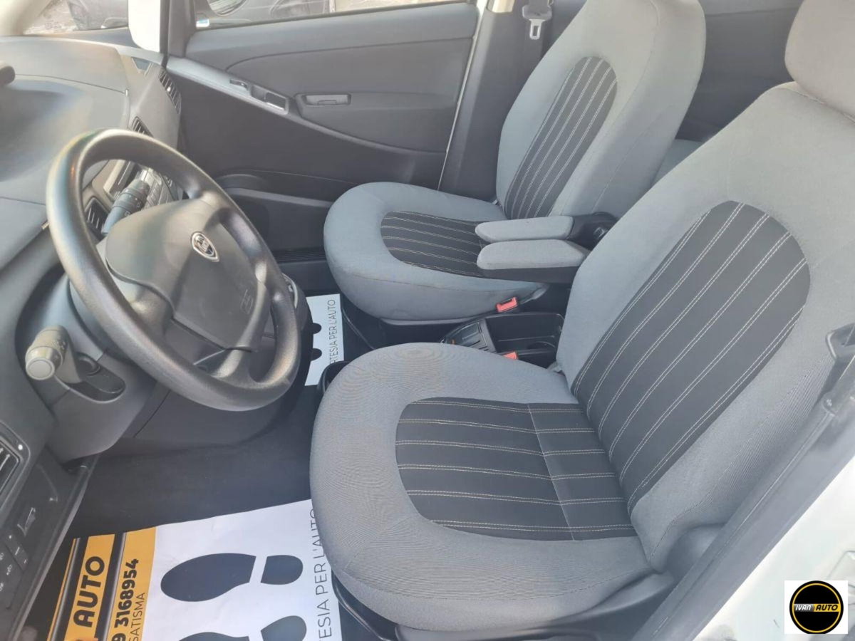 Lancia Musa 1.4 8V Ecochic (GPL) 5th Avenue (9)