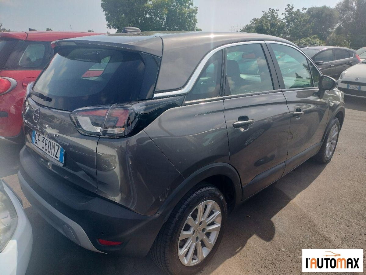 Opel Crossland 1.5 ecotec Elegance 110cv (4)