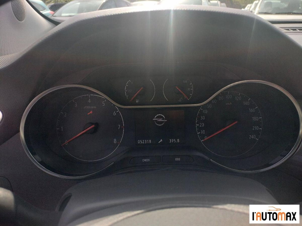 Opel Crossland 1.5 ecotec Elegance 110cv (8)