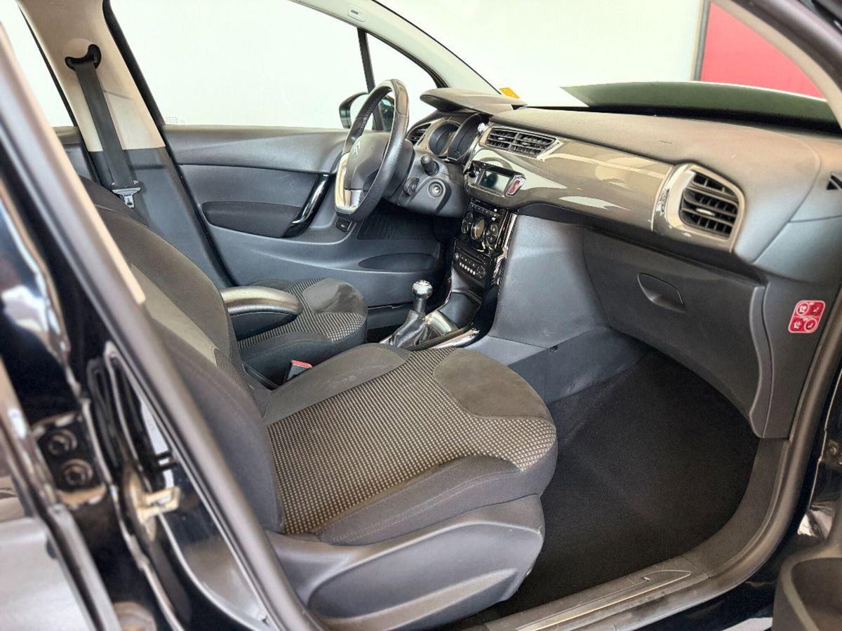 Citroen C3 1.6 e-HDi 90 airdream Exclusive (5)