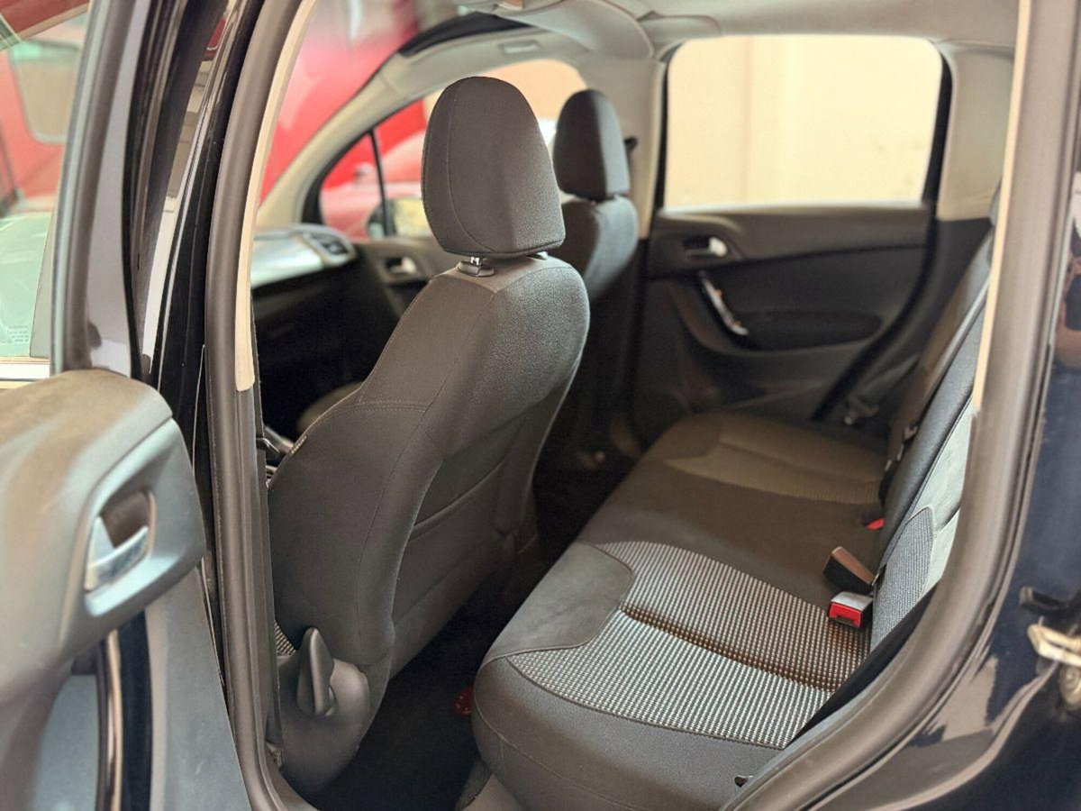 Citroen C3 1.6 e-HDi 90 airdream Exclusive (7)