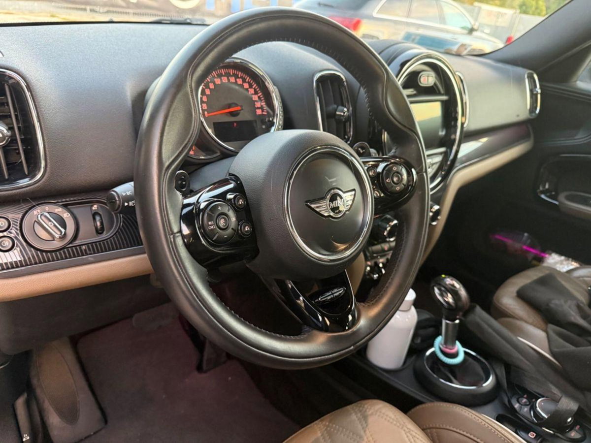 MINI Mini Countryman 2.0 Cooper SD Business Countryman (8)