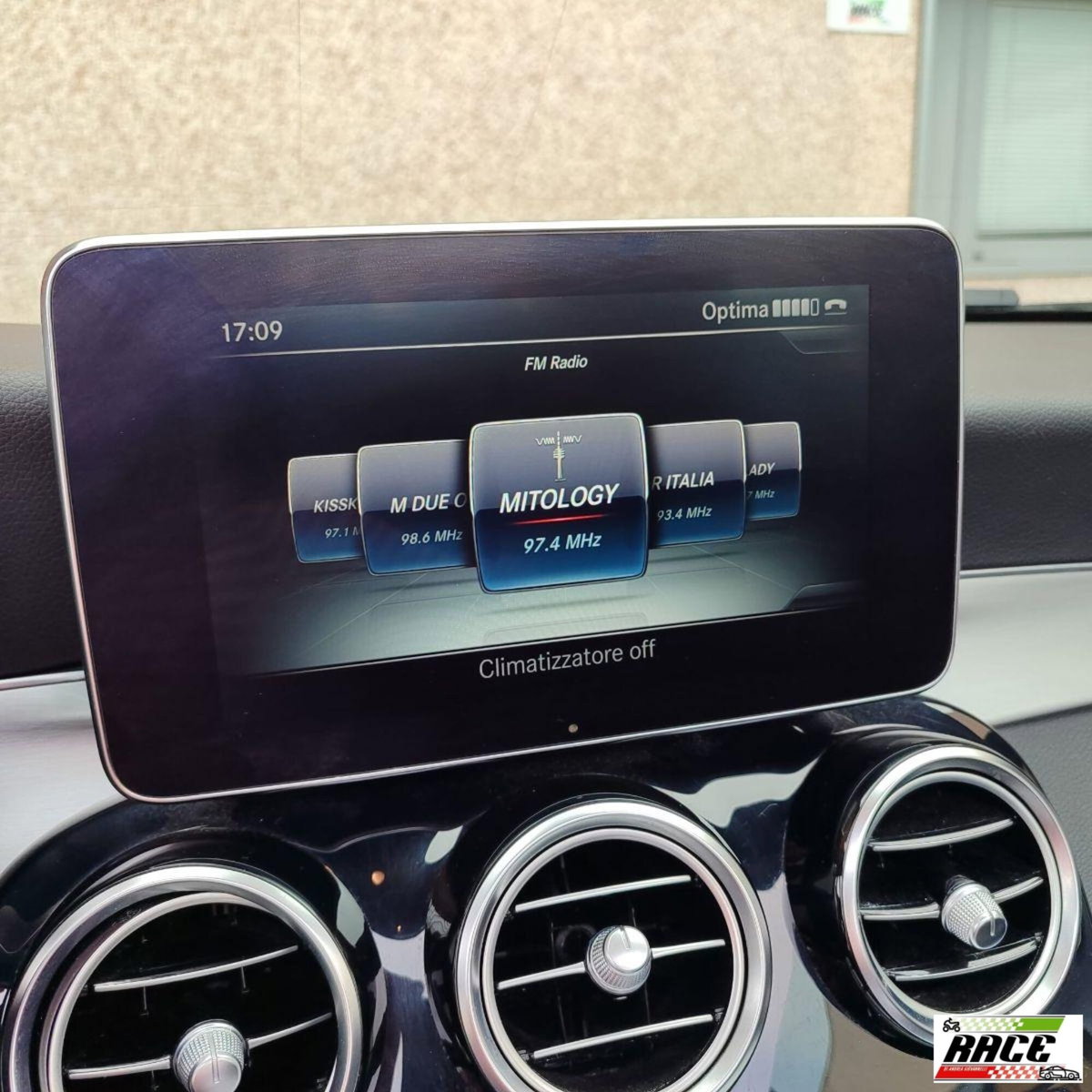Mercedes-Benz Classe C 250 d 4Matic Automatic Premium (16)