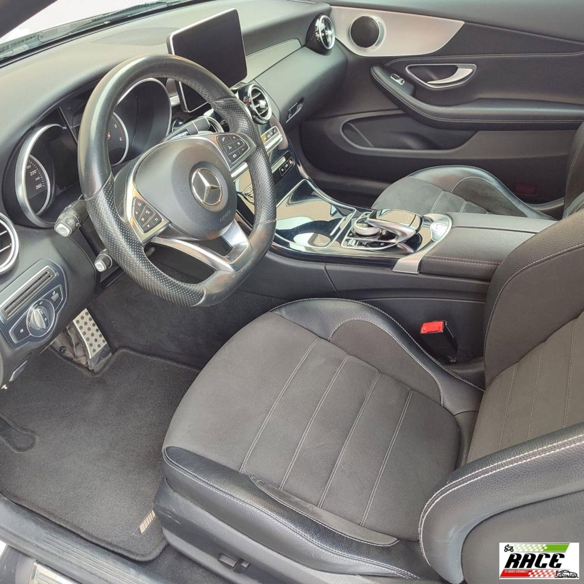 Mercedes-Benz Classe C 250 d 4Matic Automatic Premium (9)
